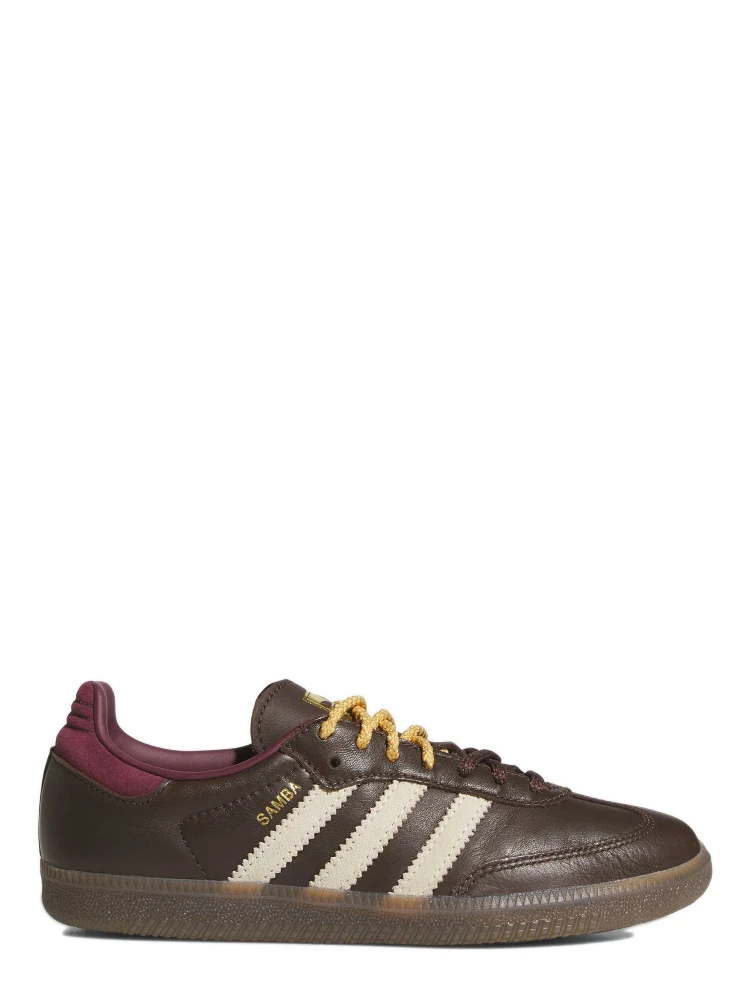 adidas Sneakers