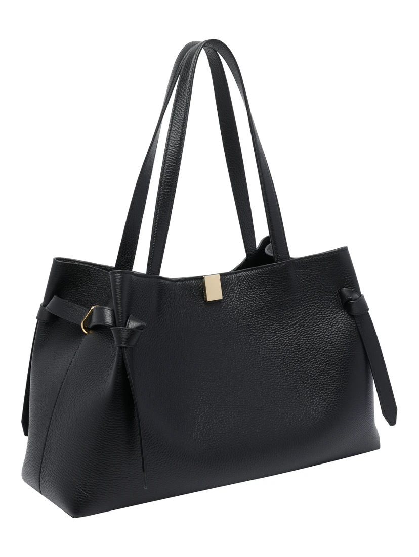 Yuzefi Bags.. Black