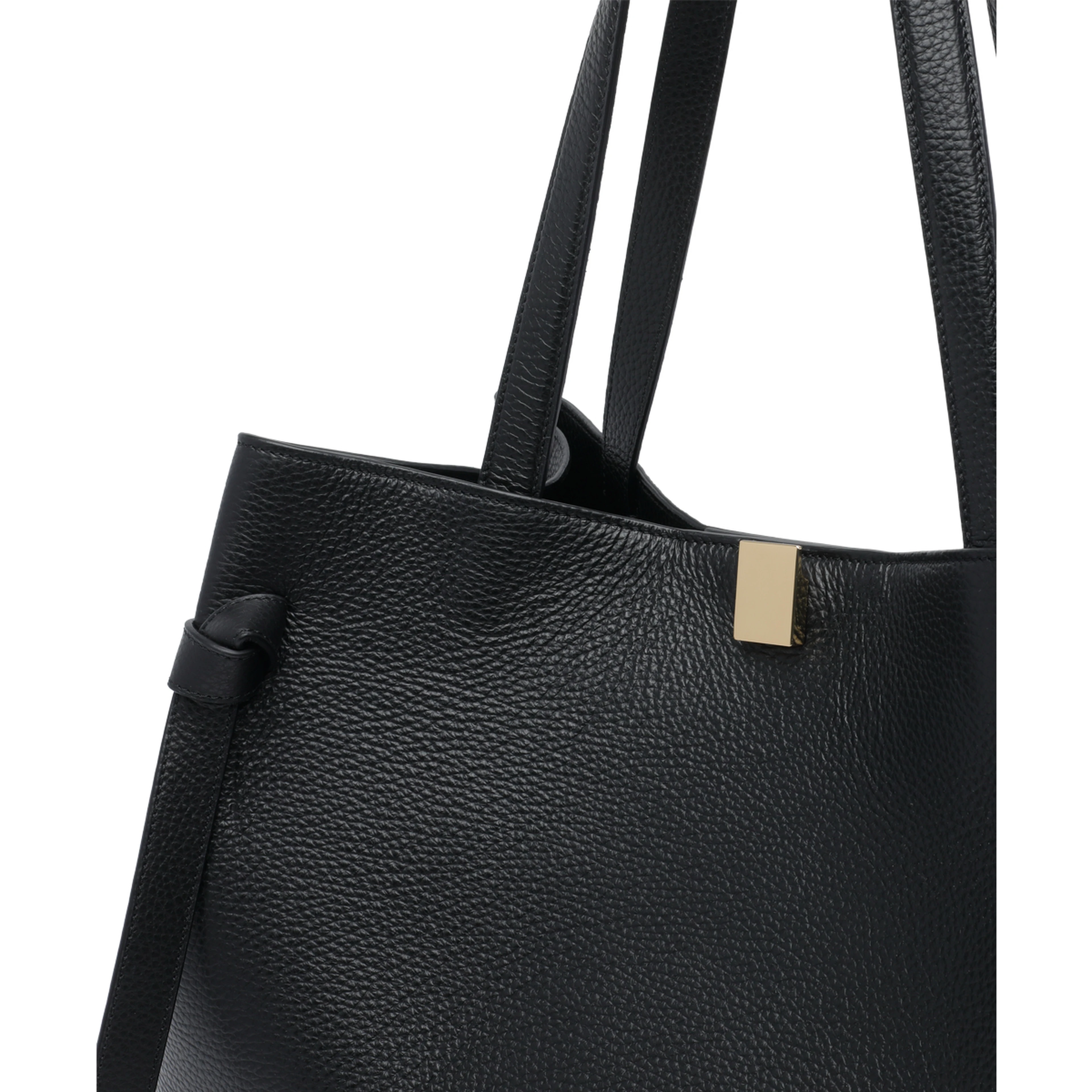 Yuzefi Bags.. Black
