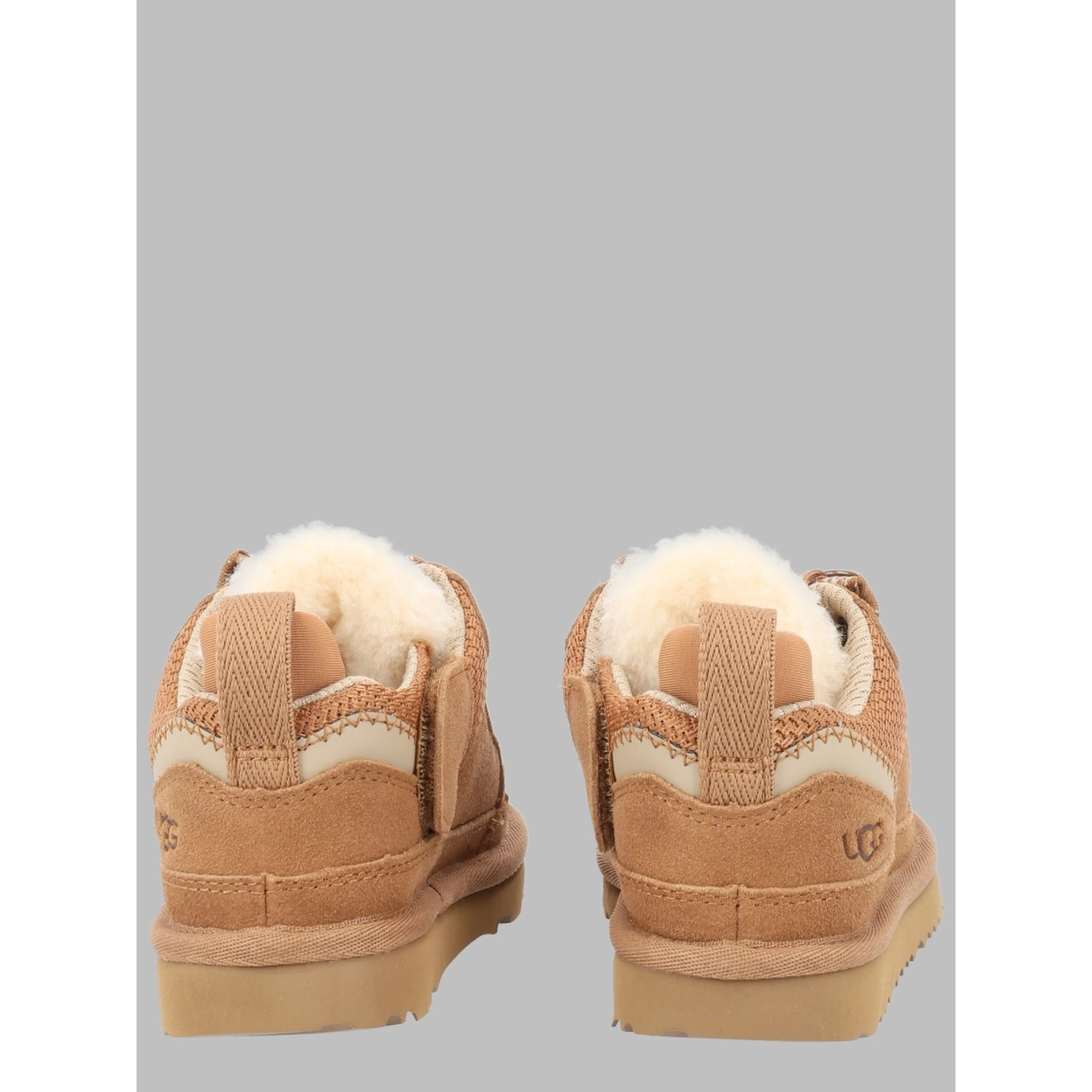 SHOE "T LOWMEL"