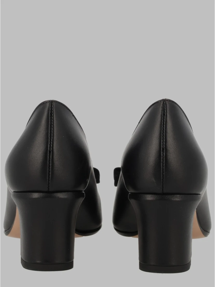 Décolleté "Vara" con Tacco