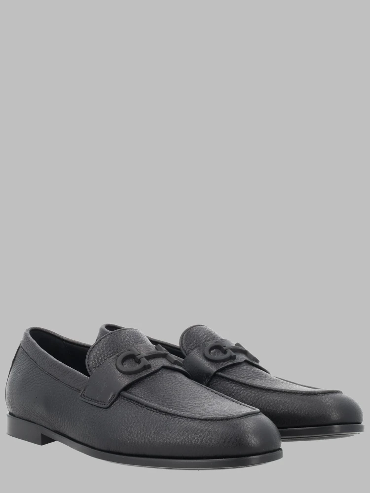 Mocassino con Fibbia "Gancini" alternative