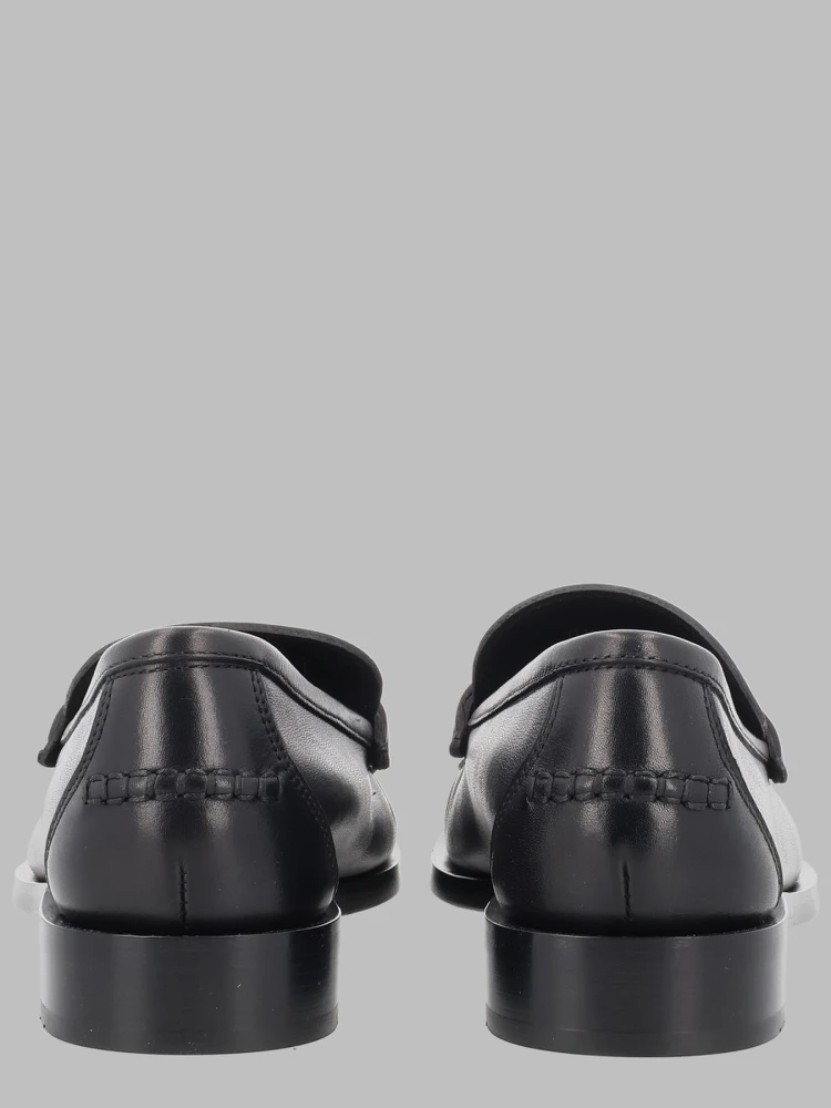 Mocassino con Dettaglio "Gancini" alternative