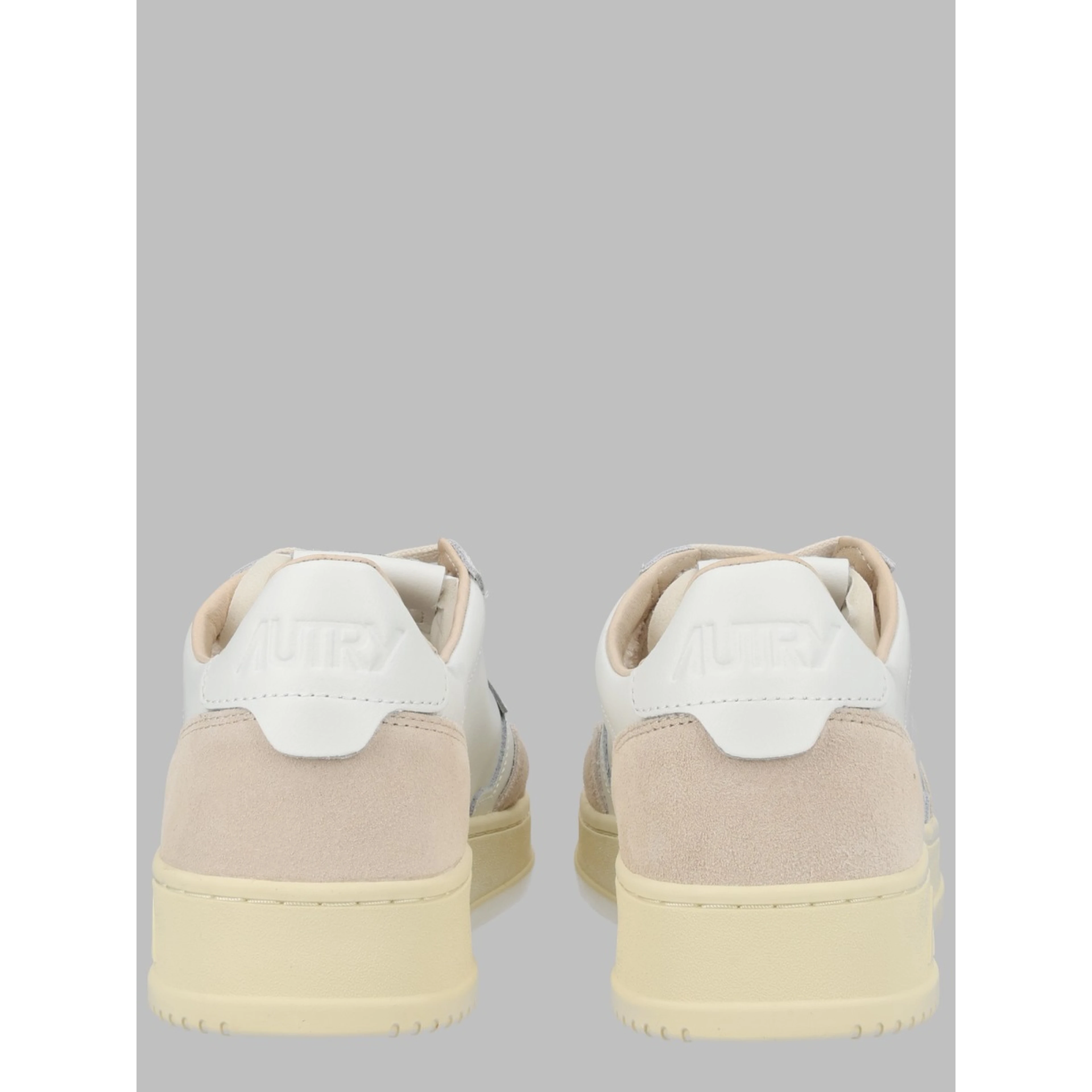 MEDALIST LOW SNEAKER