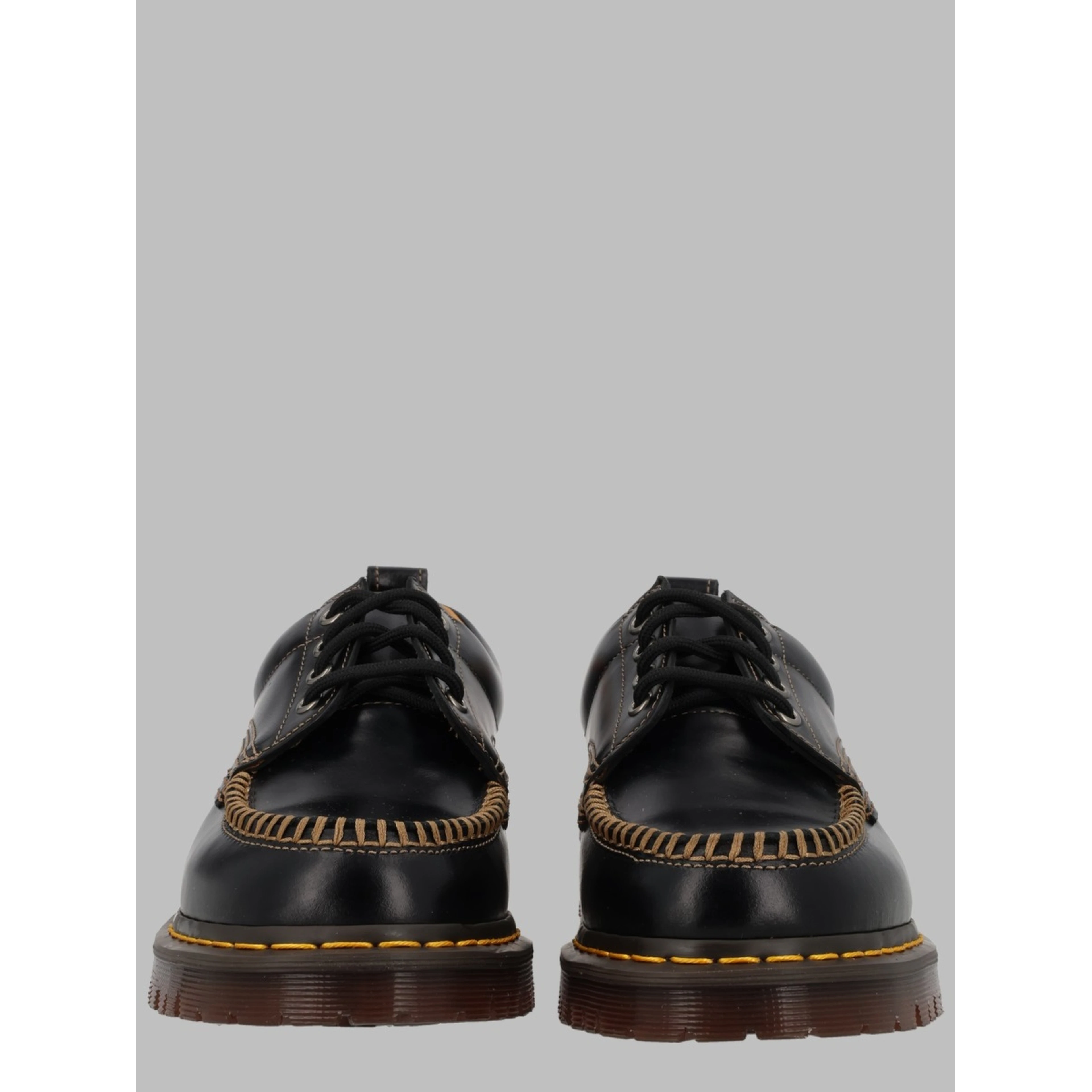 Stringata "Lowell Moc Toe"