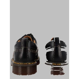 Stringata "Lowell Moc Toe"