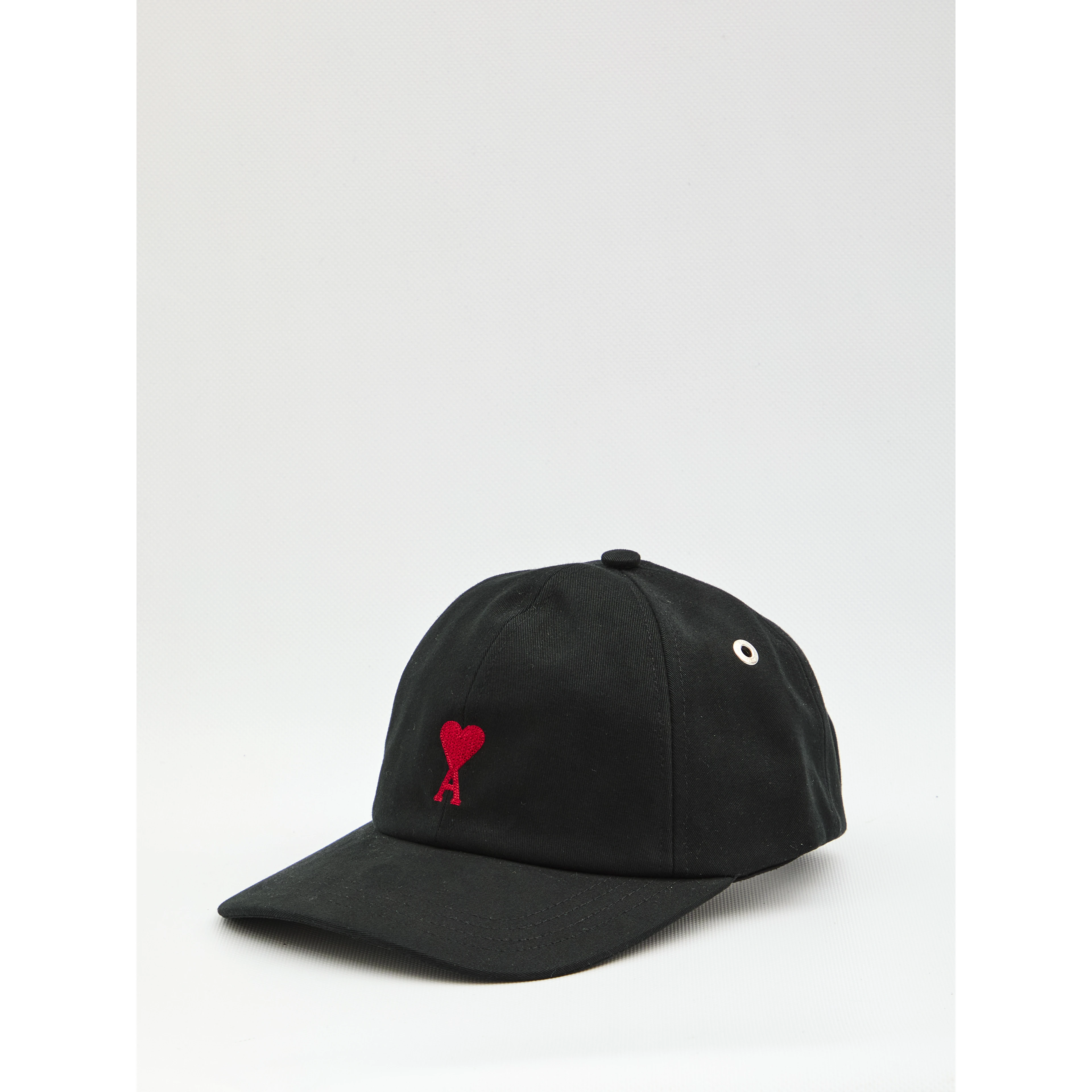 Ami de Coeur cap