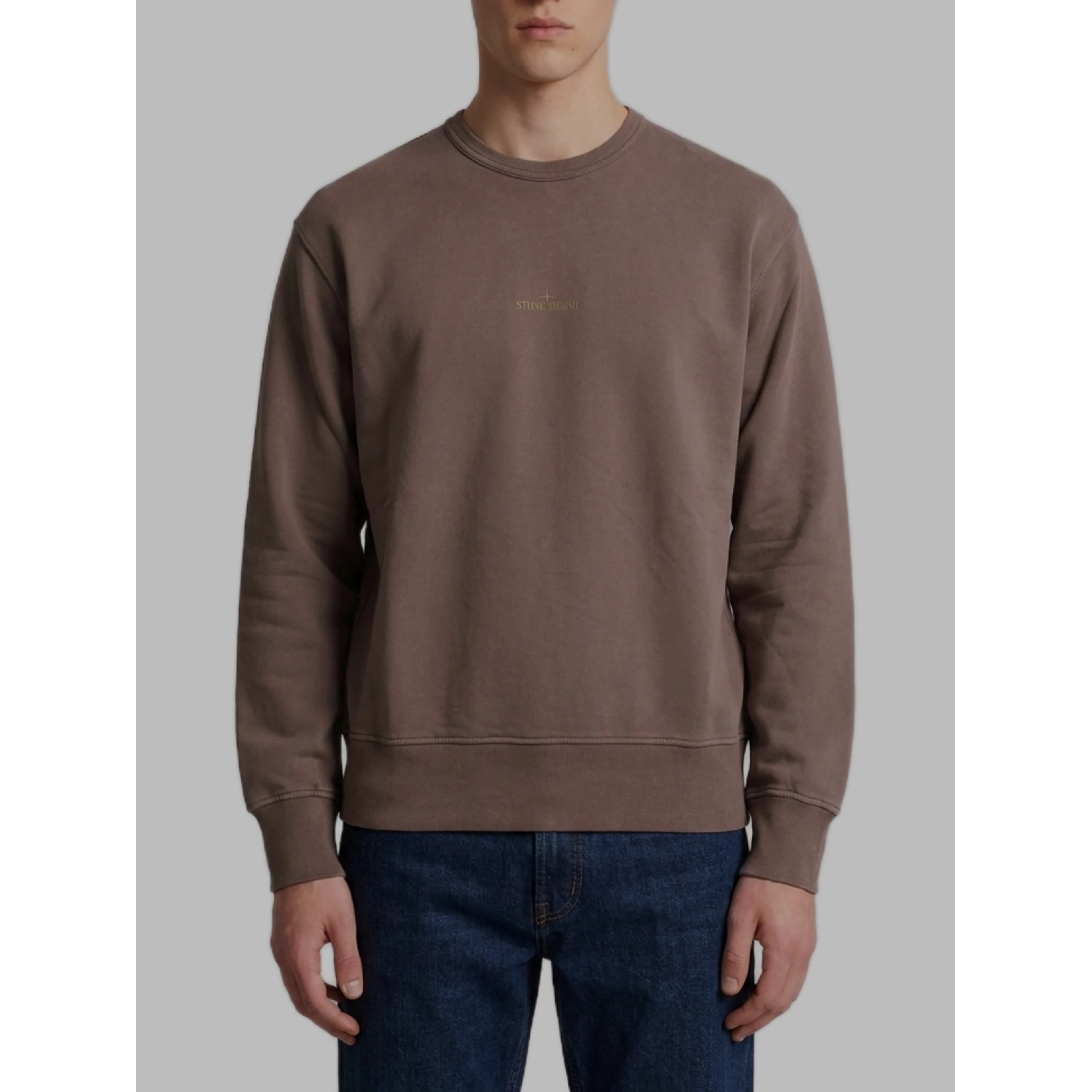 Burgundy crewneck sweatshirt