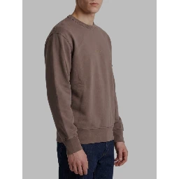Burgundy crewneck sweatshirt