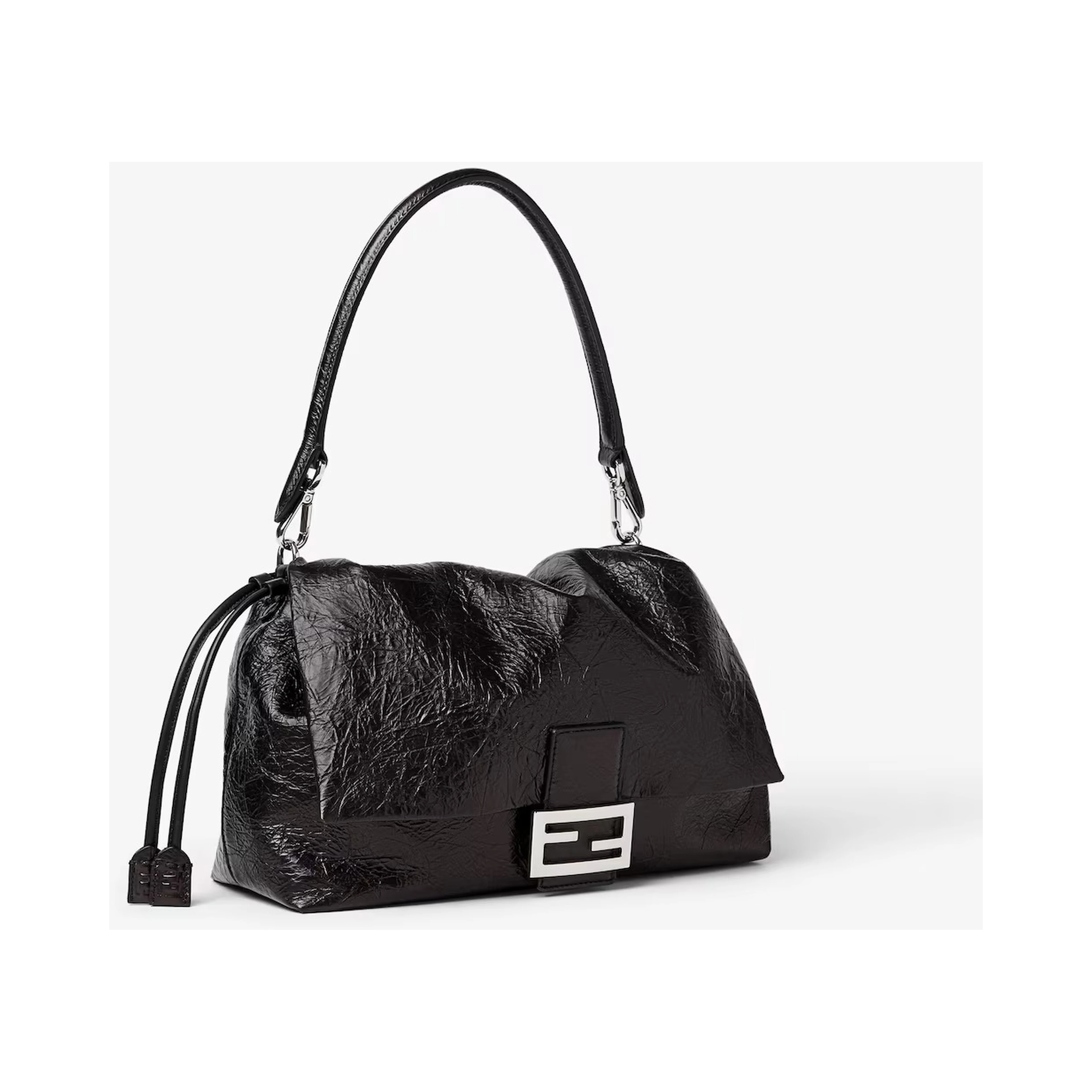 “Baguette Soft” medium shoulder bag