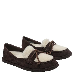 UGG Flat shoes