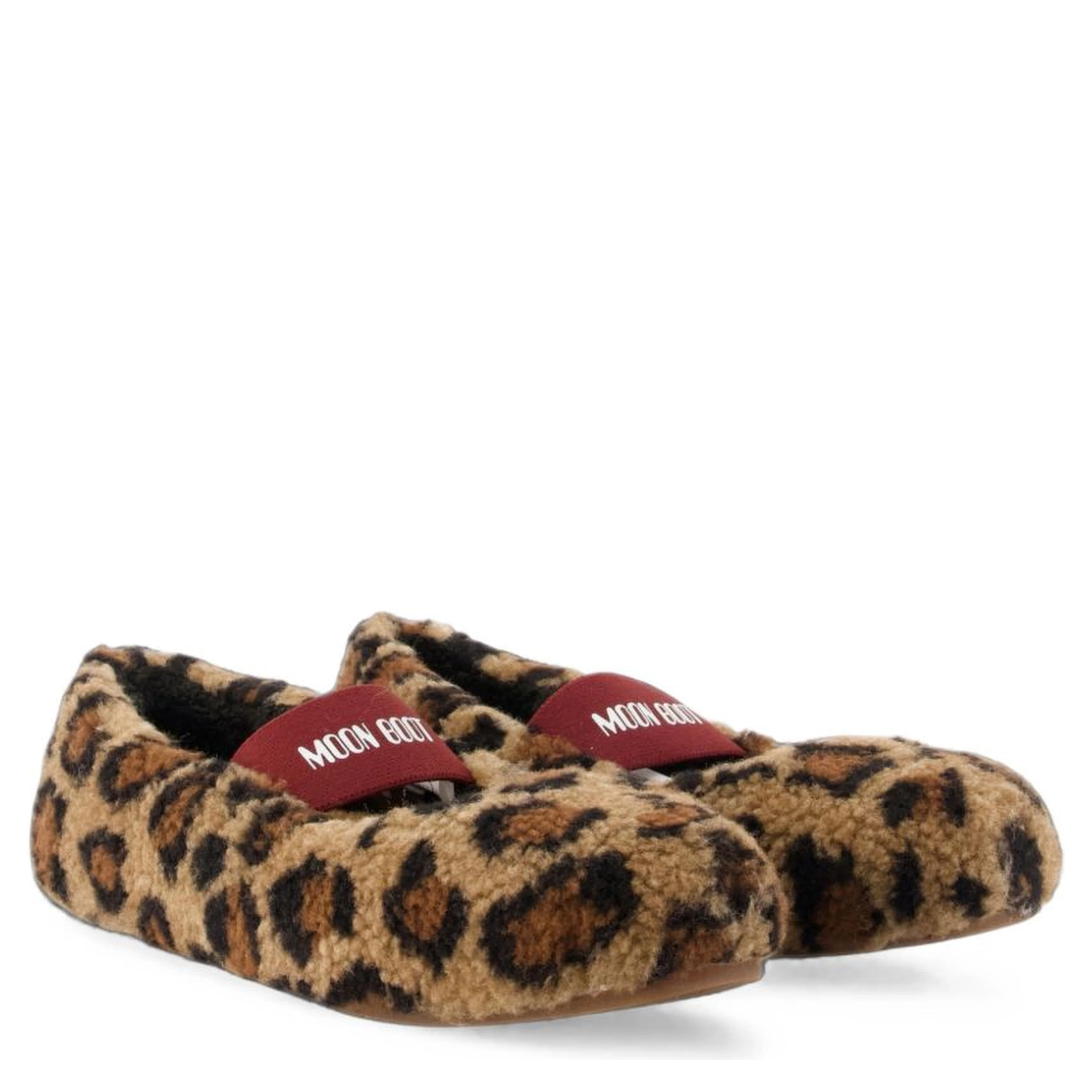 Moon Boot Flat shoes