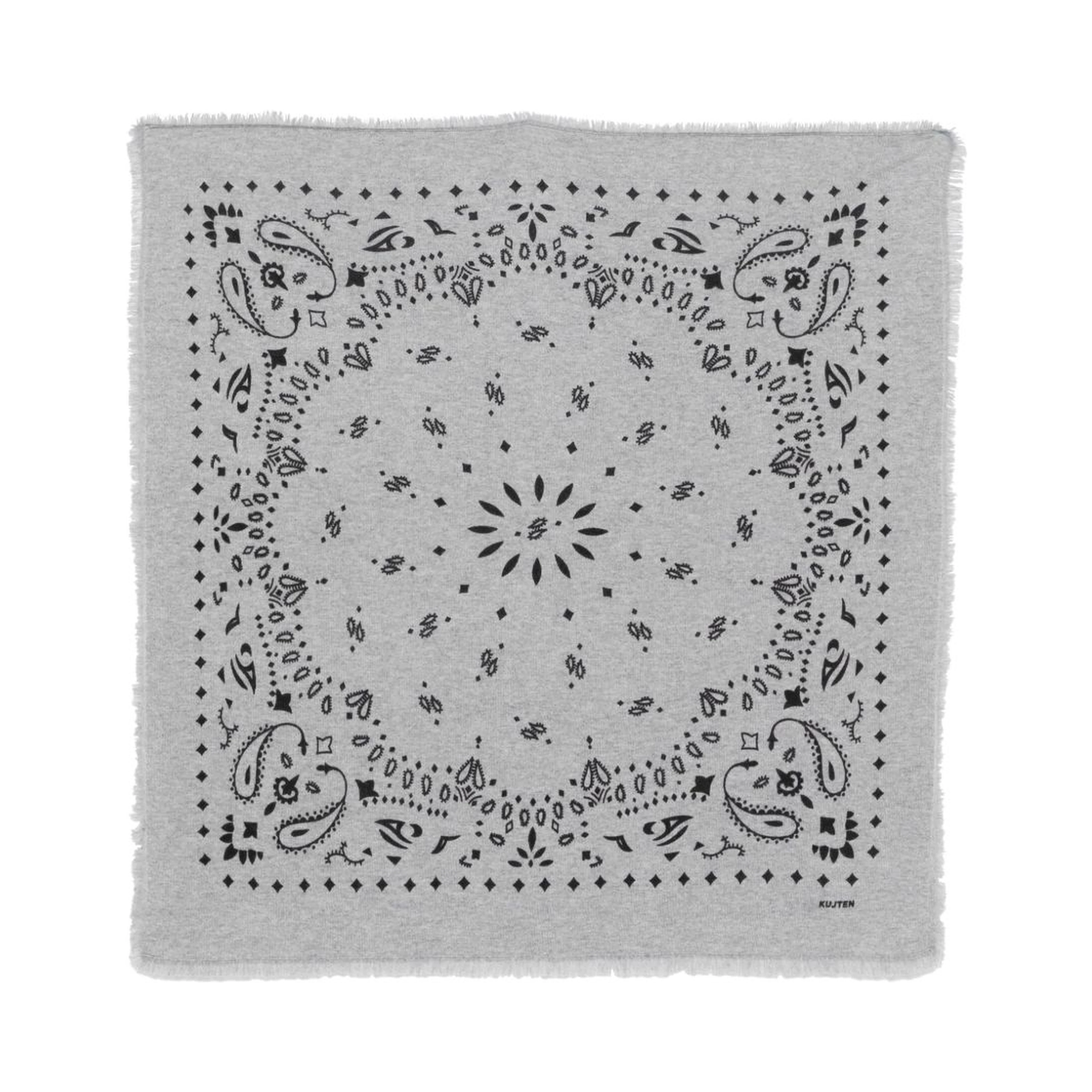KUJITEN Scarfs