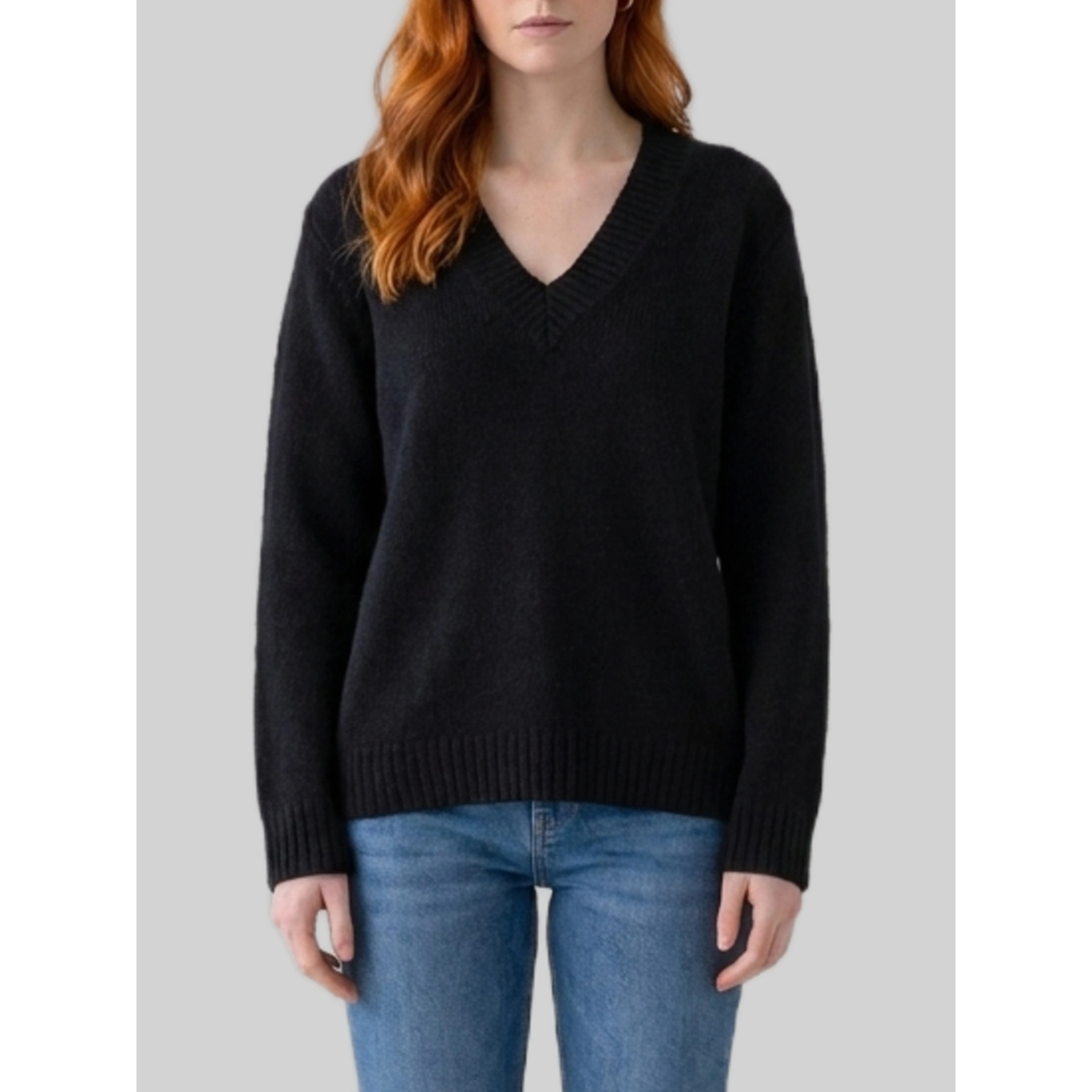 Black Leona sweater