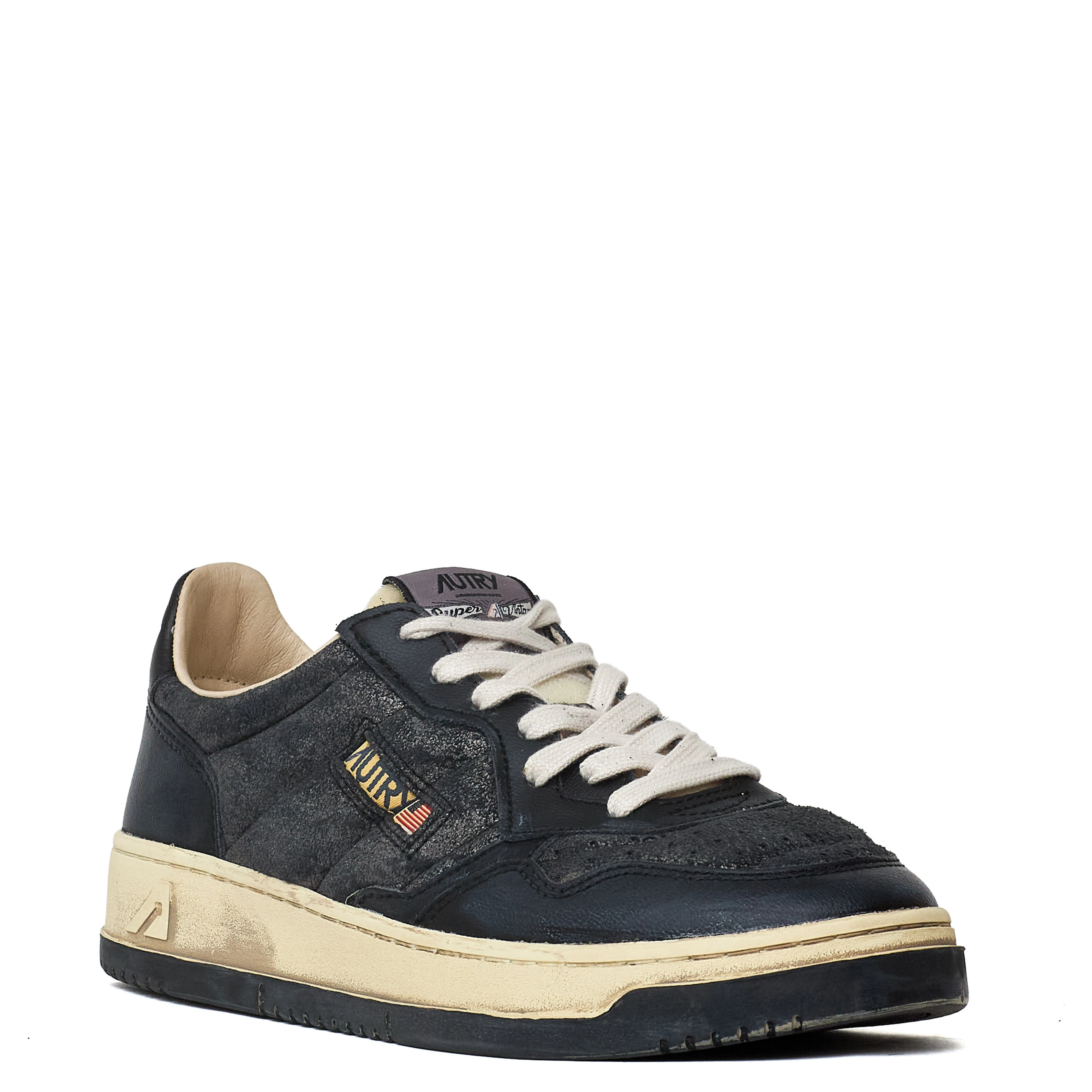 Sneakers Super Vintage Low In Pelle Di Capra Imbottita Effetto Crack