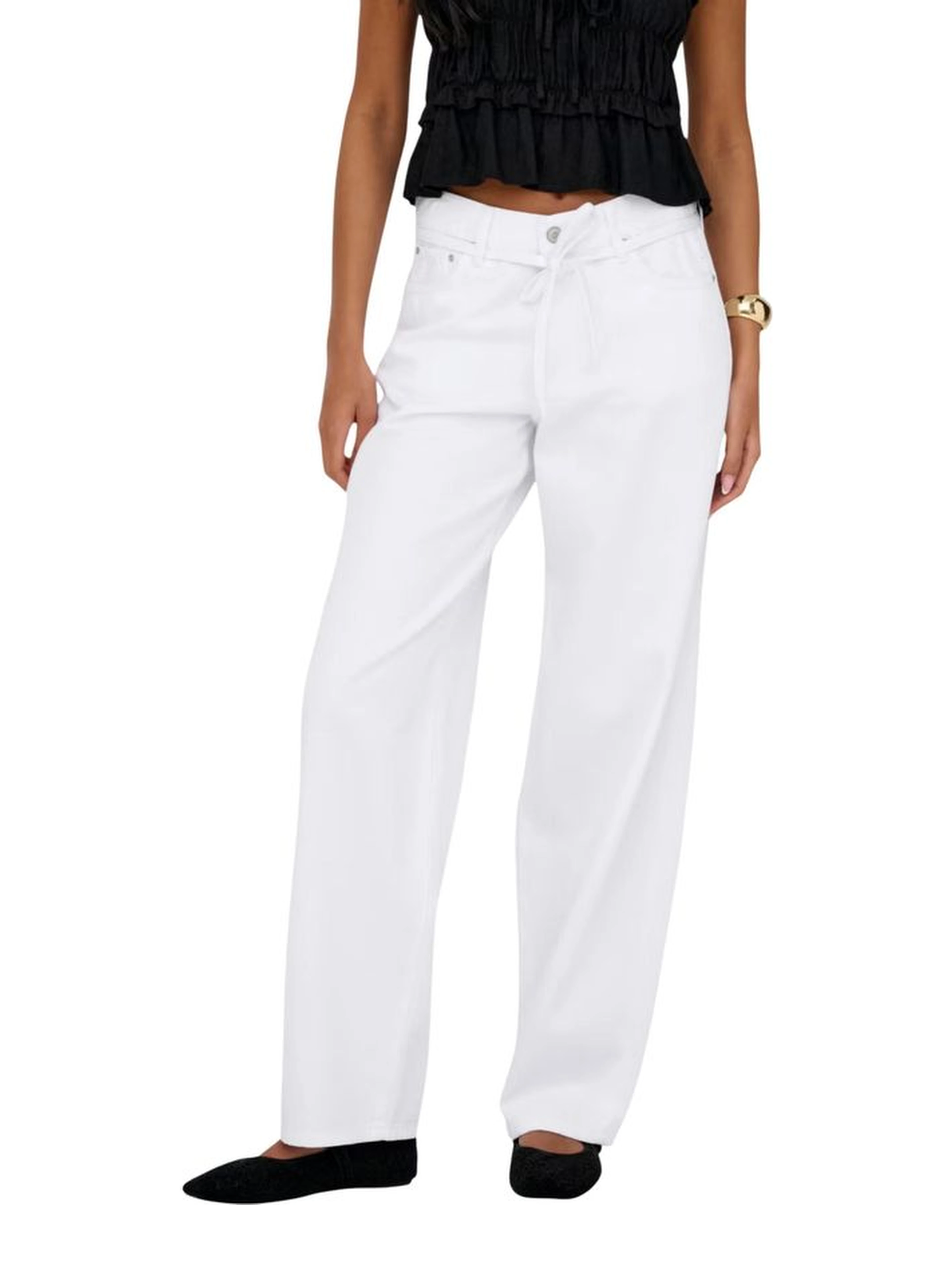 White Cotton Mom Jeans