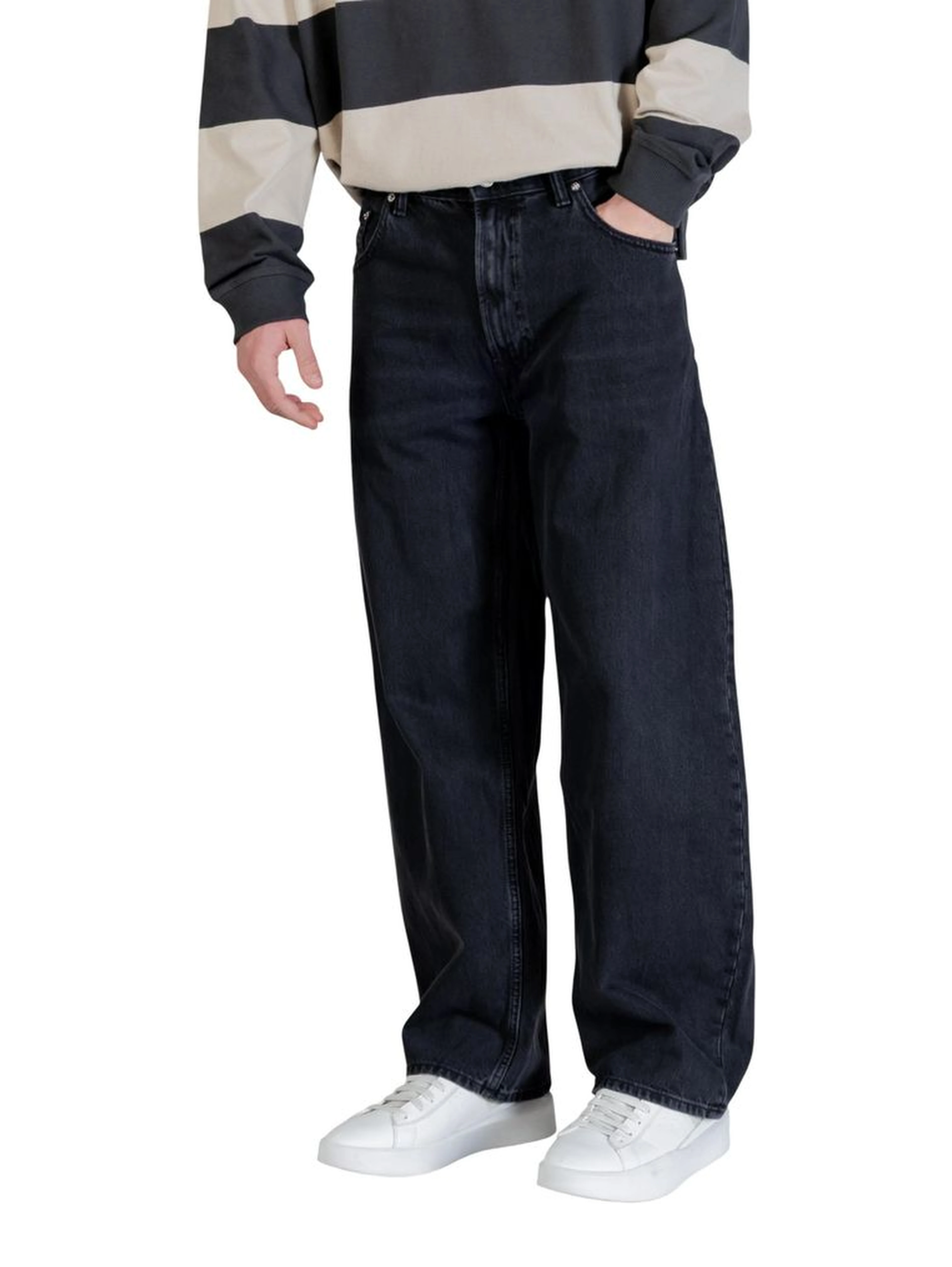 Black Cotton Relaxed Fit Jeans