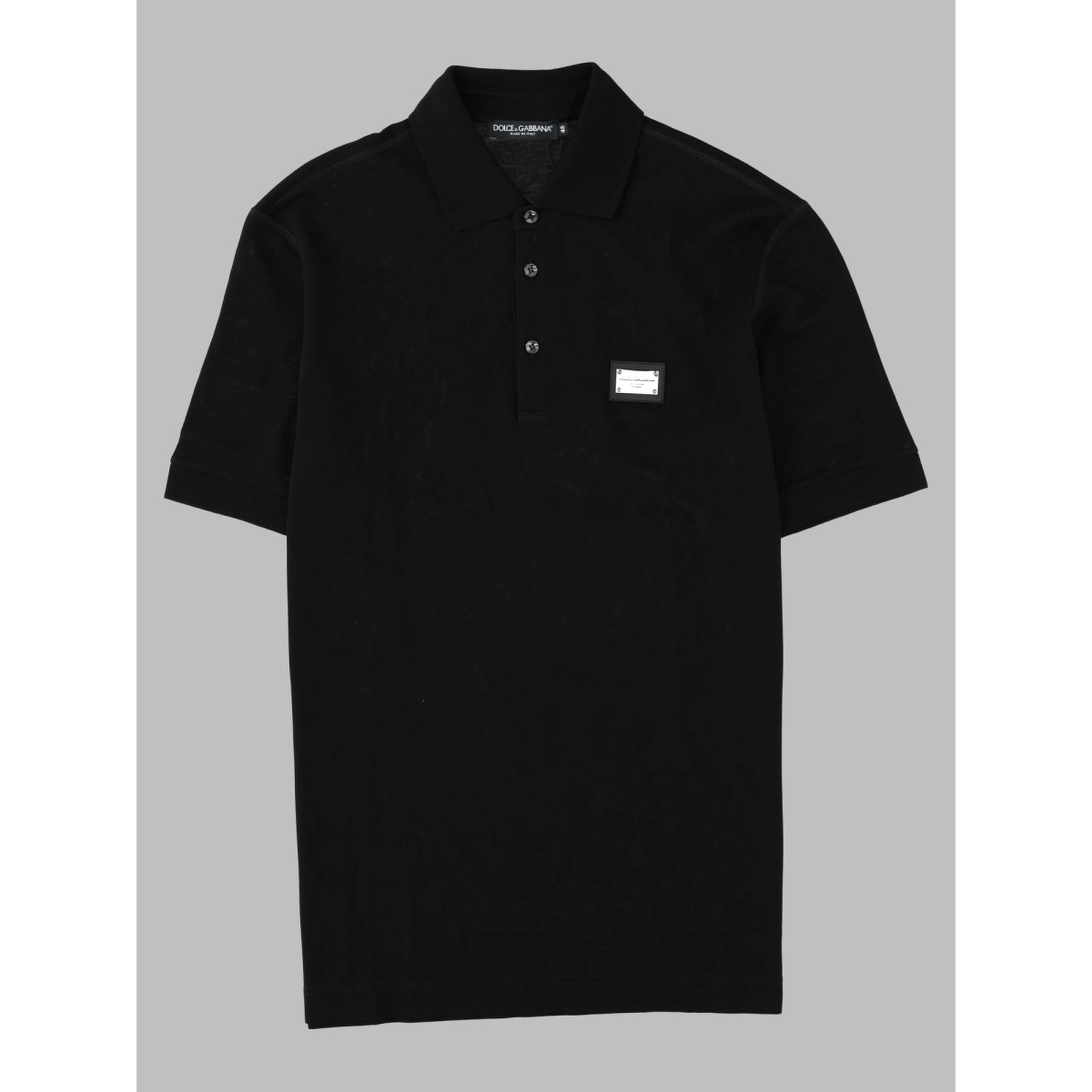 POLO CON PATCH LOGO