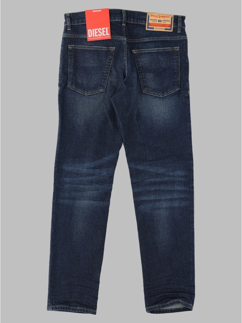 Jeans "2023 D-Finitive"