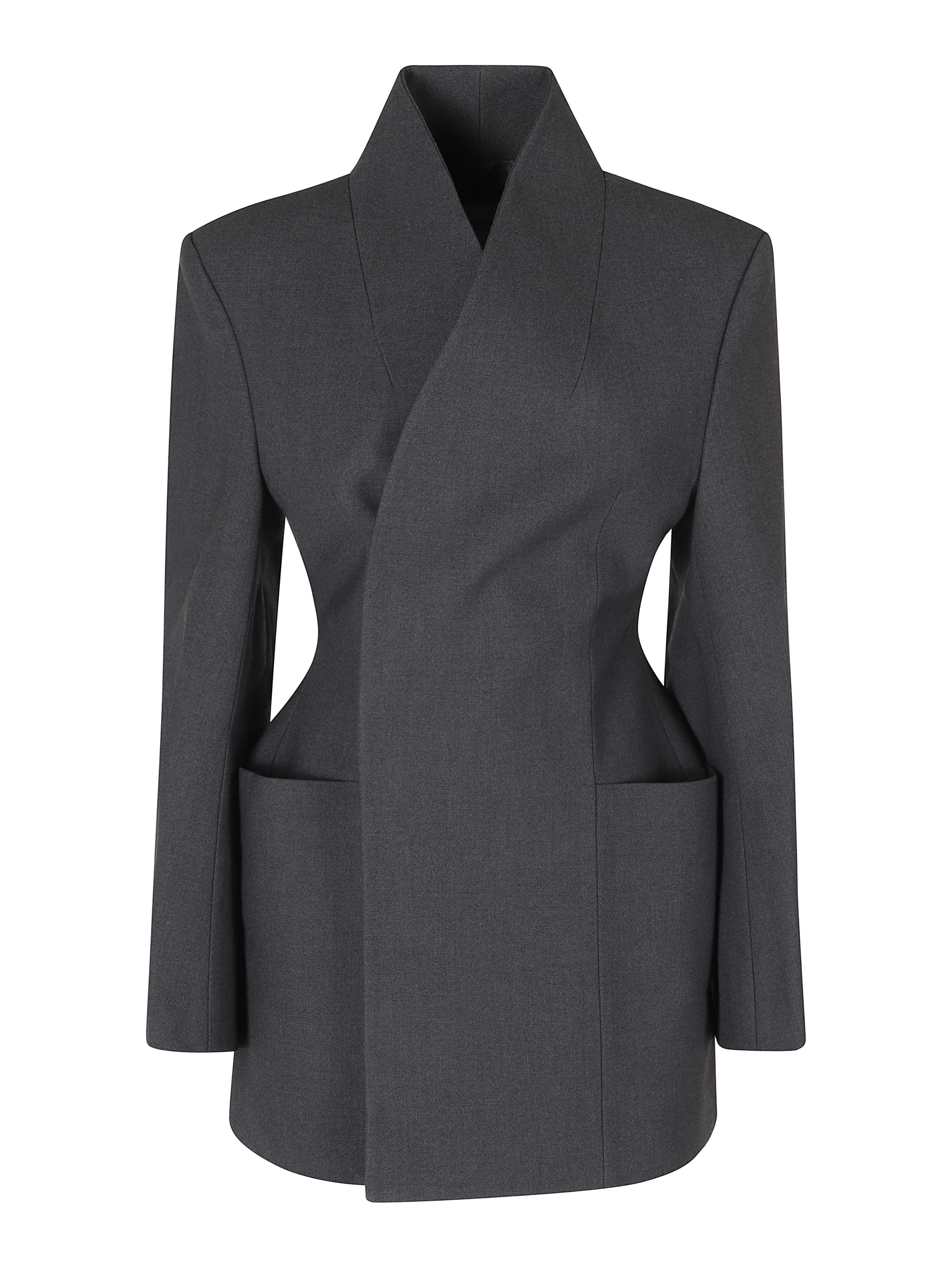 SCULPTED BLAZER