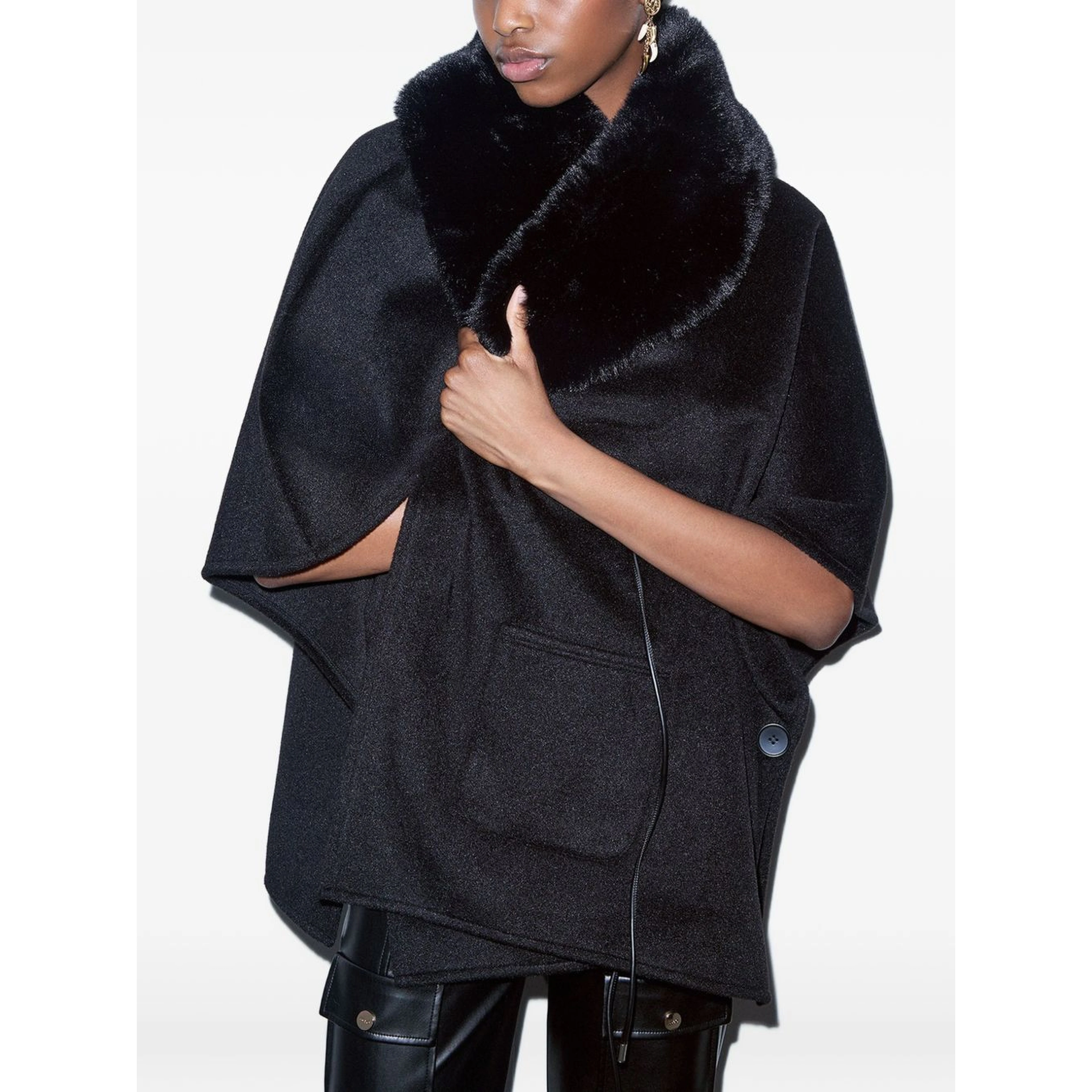 Liu Jo Coats