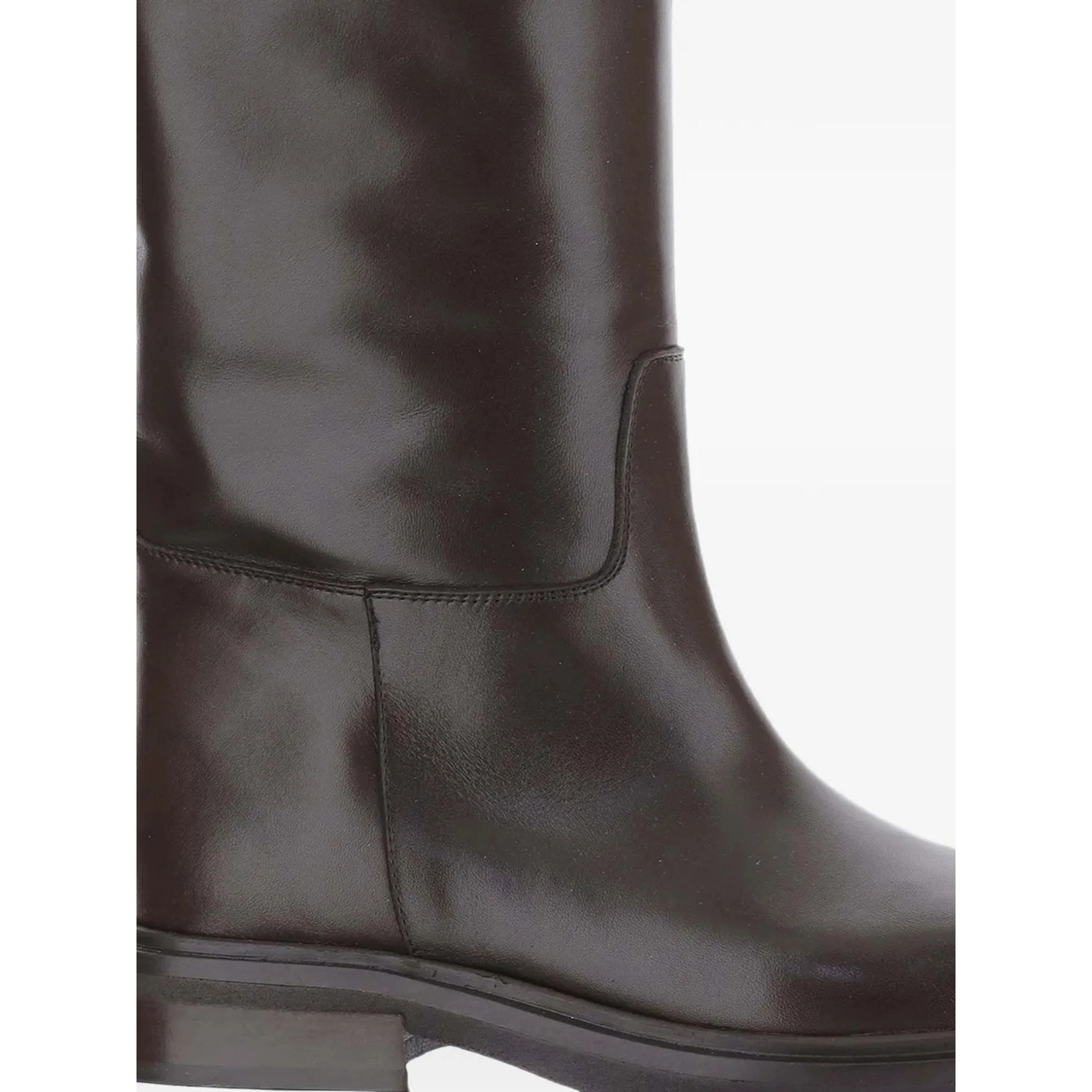 POEVE Boots