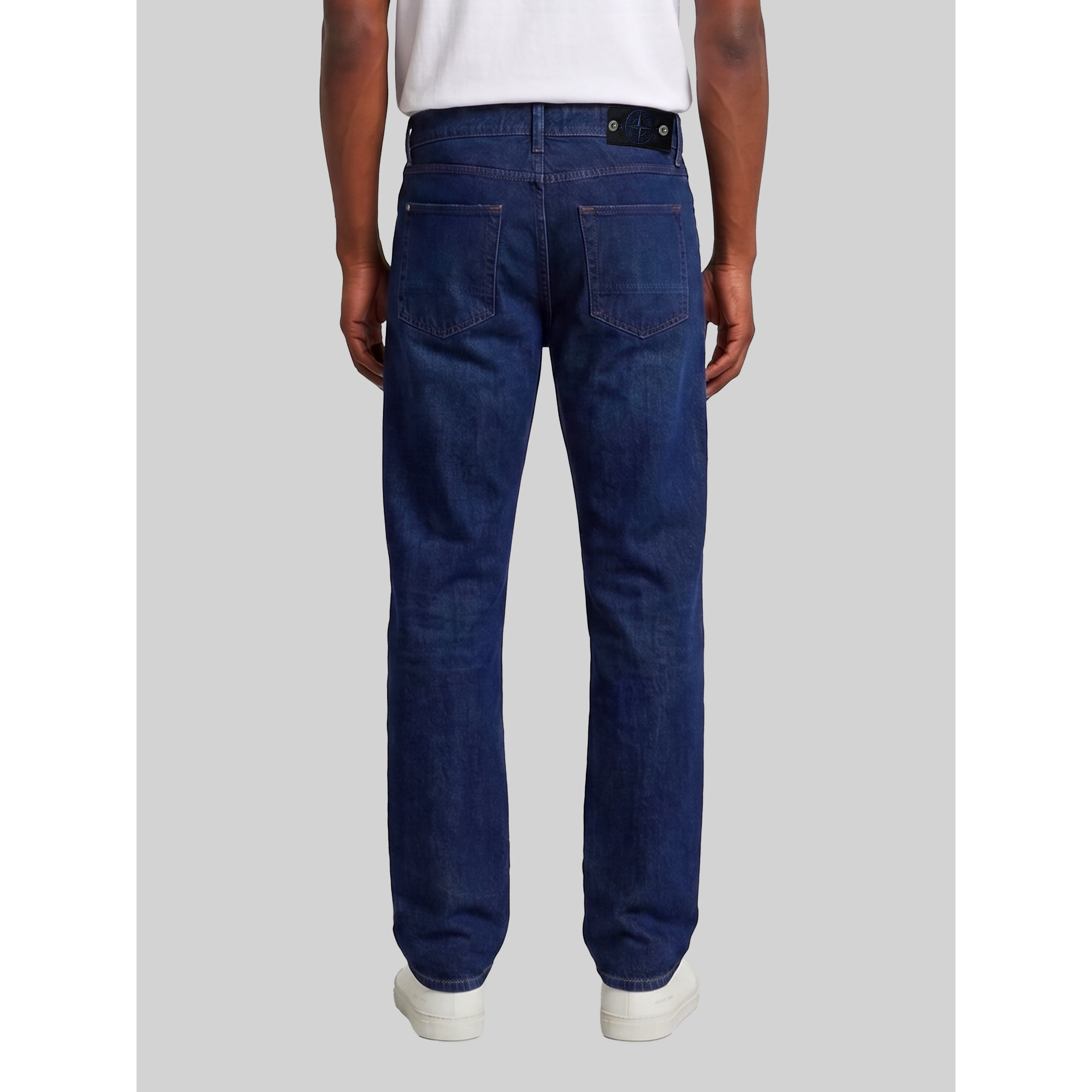 Rinse blue denim jeans