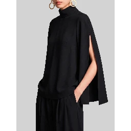 Split sleeves bell top