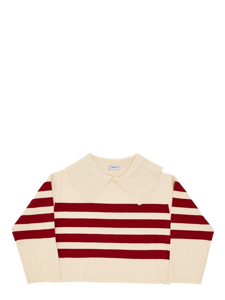 Knitted sweater with collar