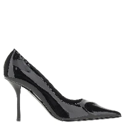 'Le Cœur 3D' patent leather pumps
