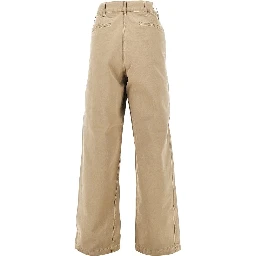 Twisted seams chino pants