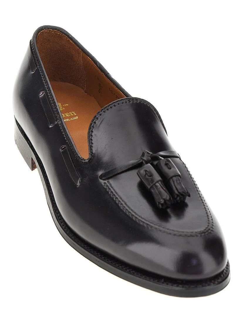 Leather loafers with tassels