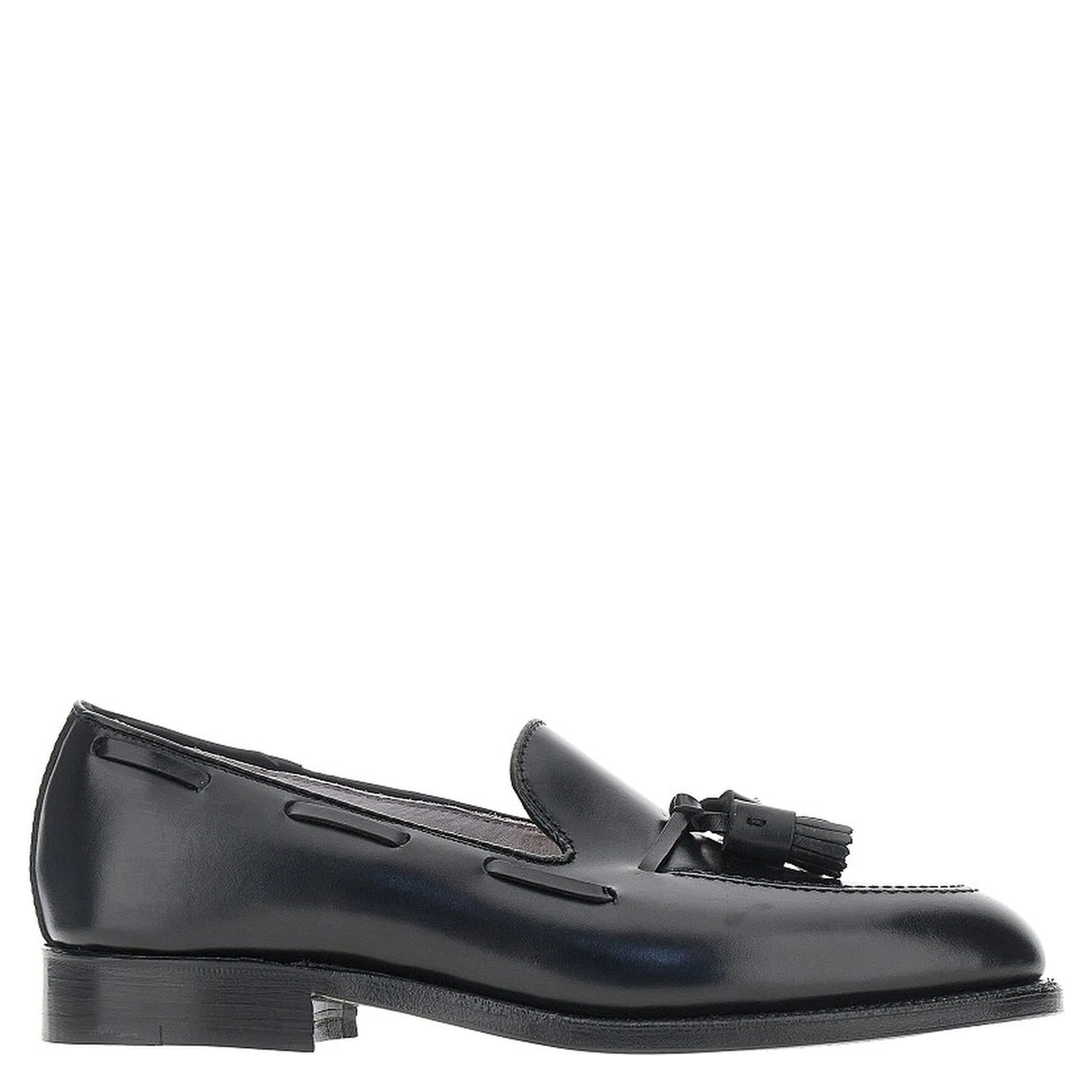 Leather loafers with tassels