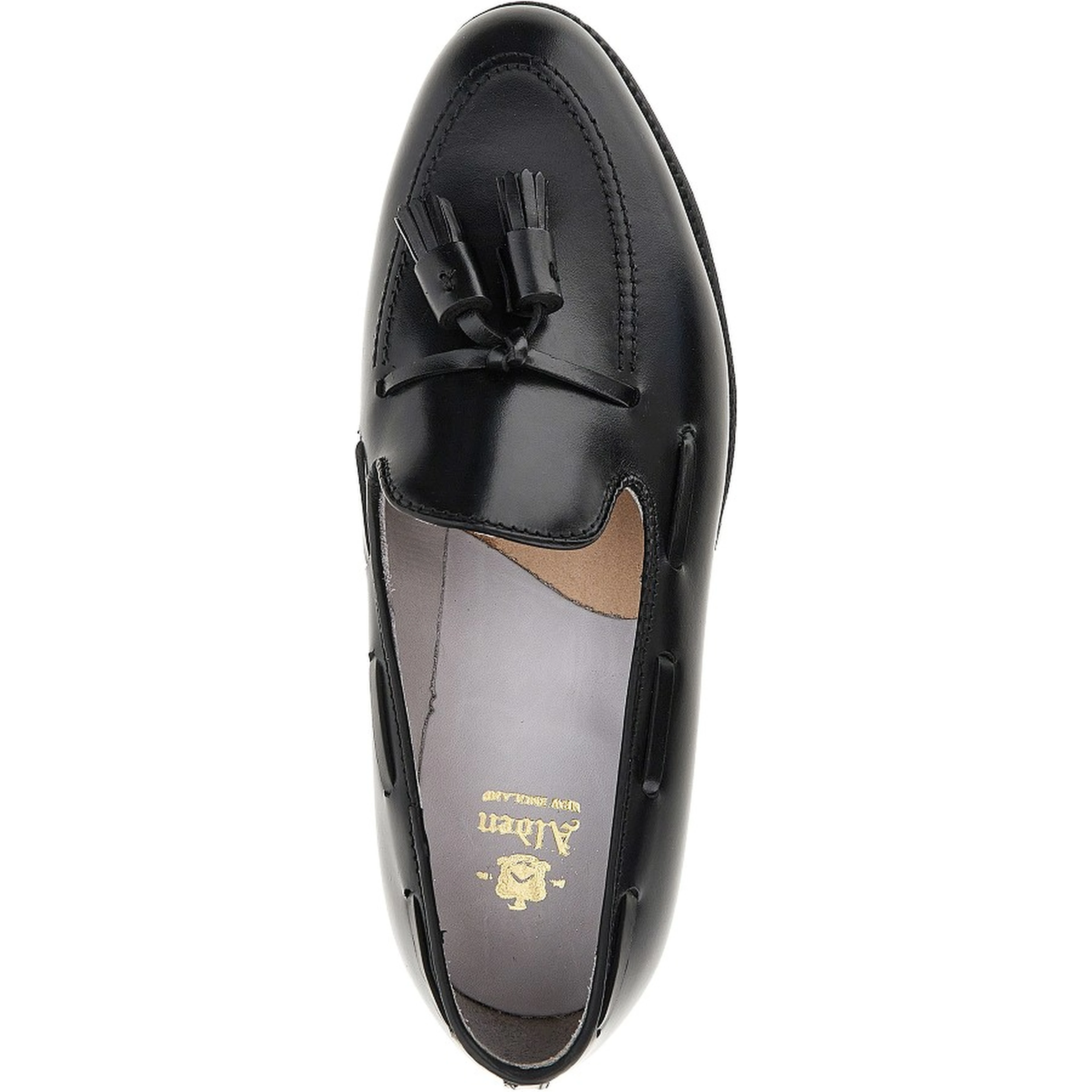 Leather loafers with tassels