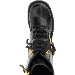 Leather boots with Medusa detail