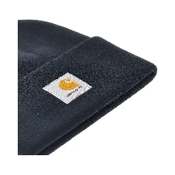 Logo patch beanie