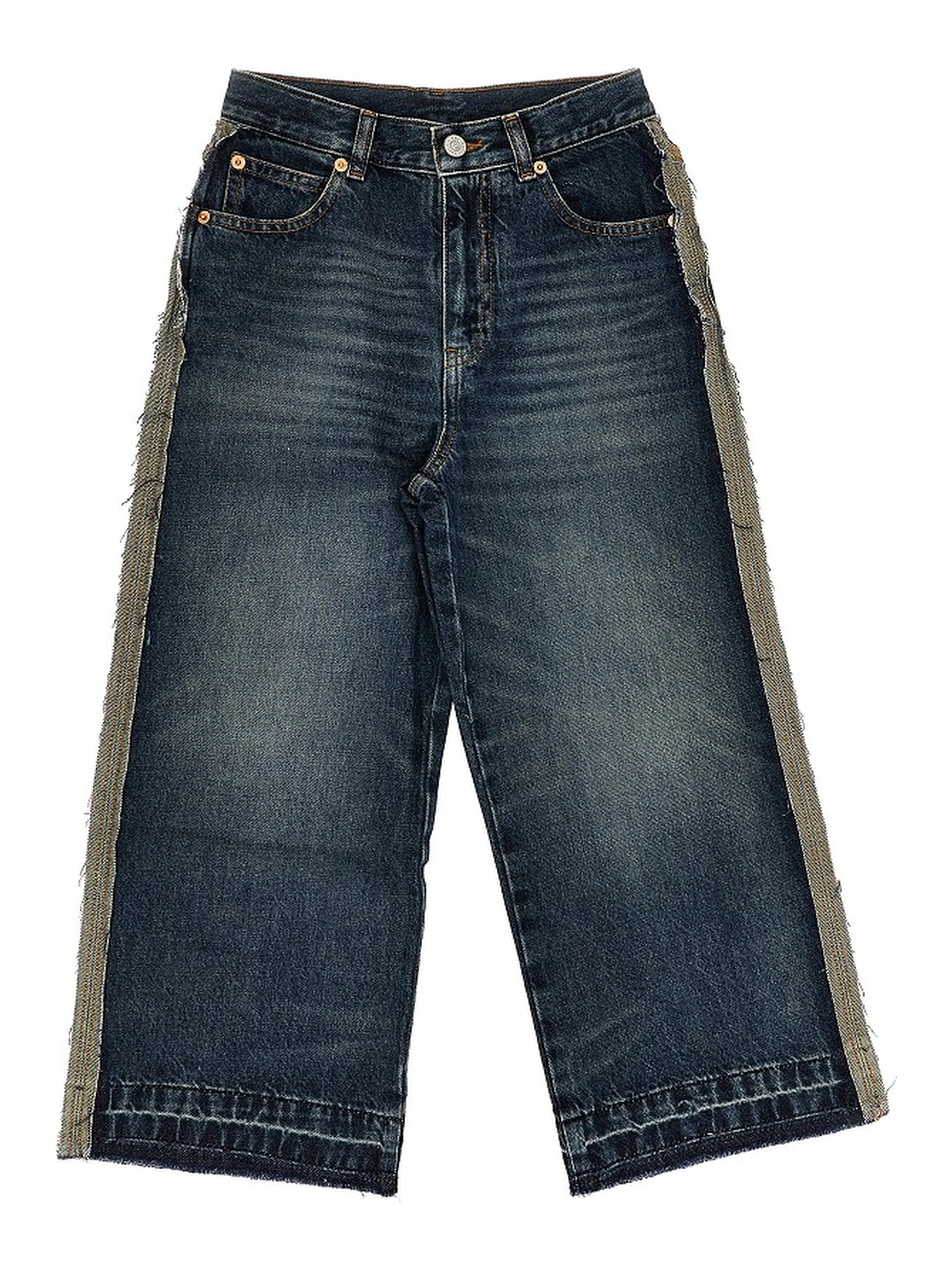 Wide leg jeans with raw-cut edges