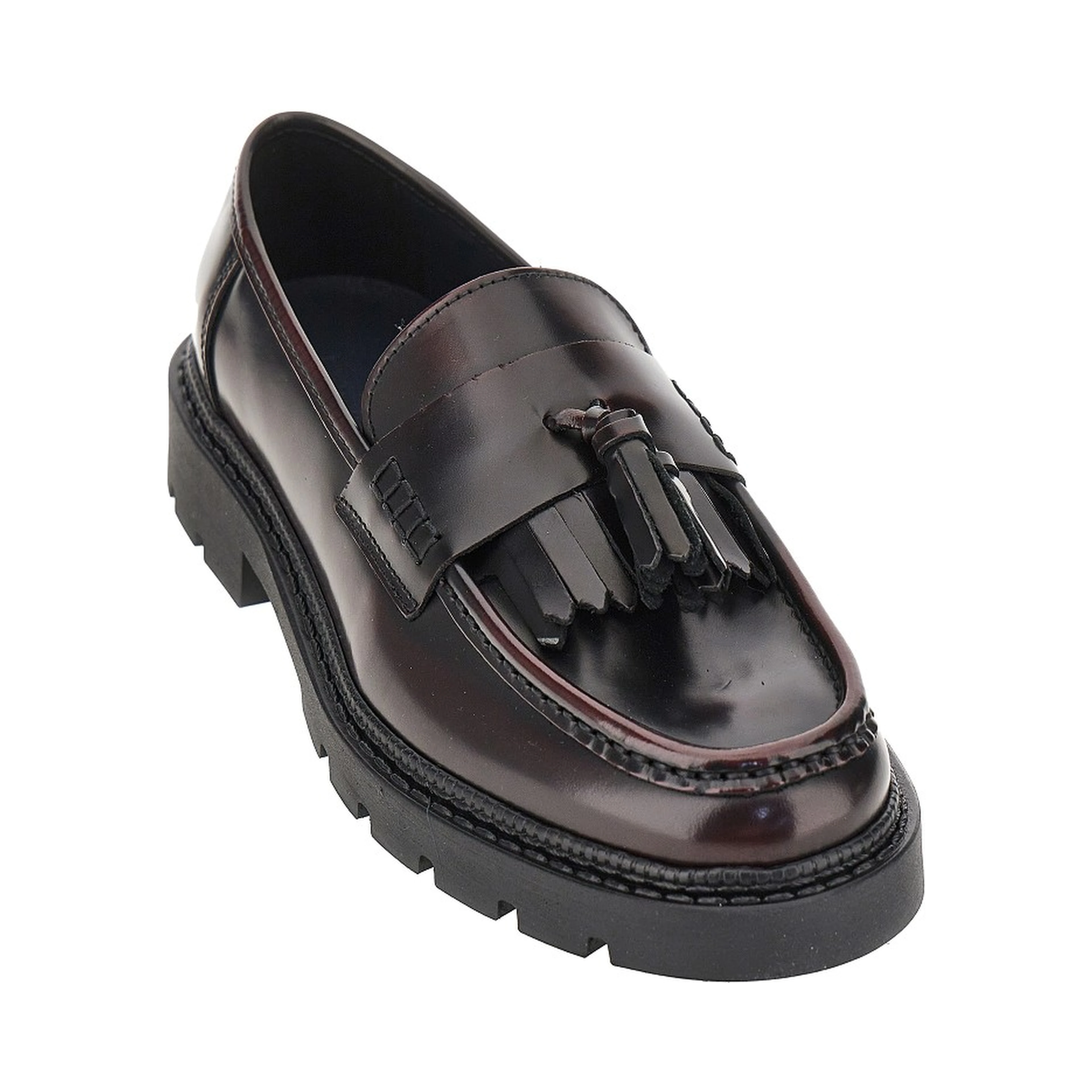 Leather loafers with tassels