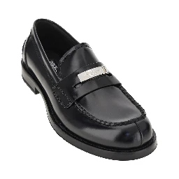 Logo plate leather loafers