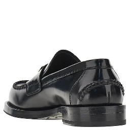 Logo plate leather loafers