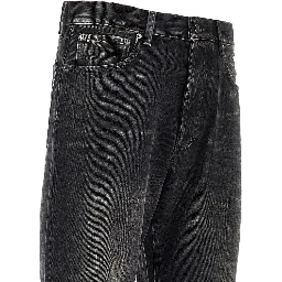 'Achilles' jeans