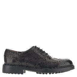 Leather laced shoes