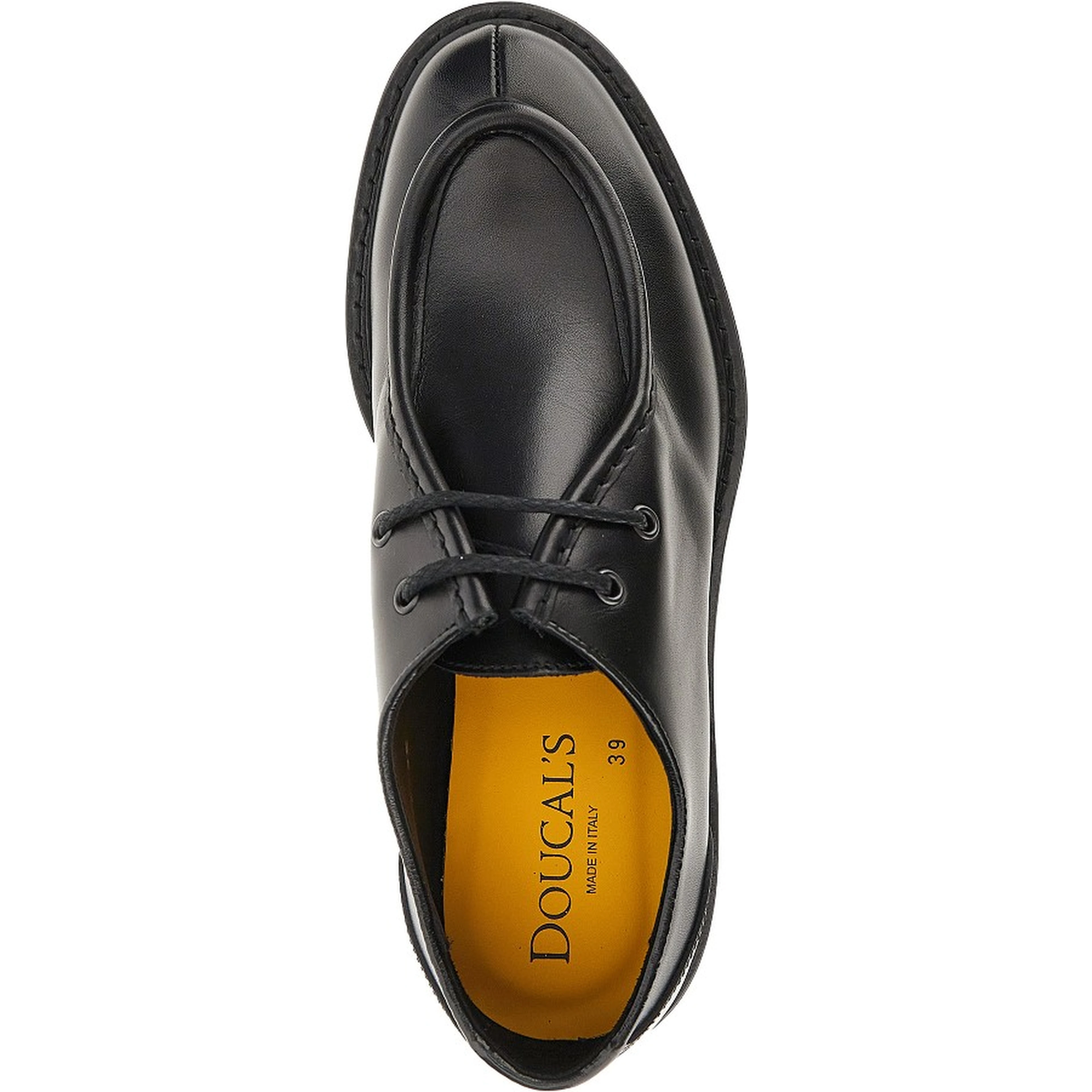 Leather laced shoes