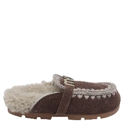 MOU Sandals