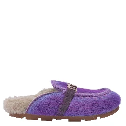 MOU Sandals