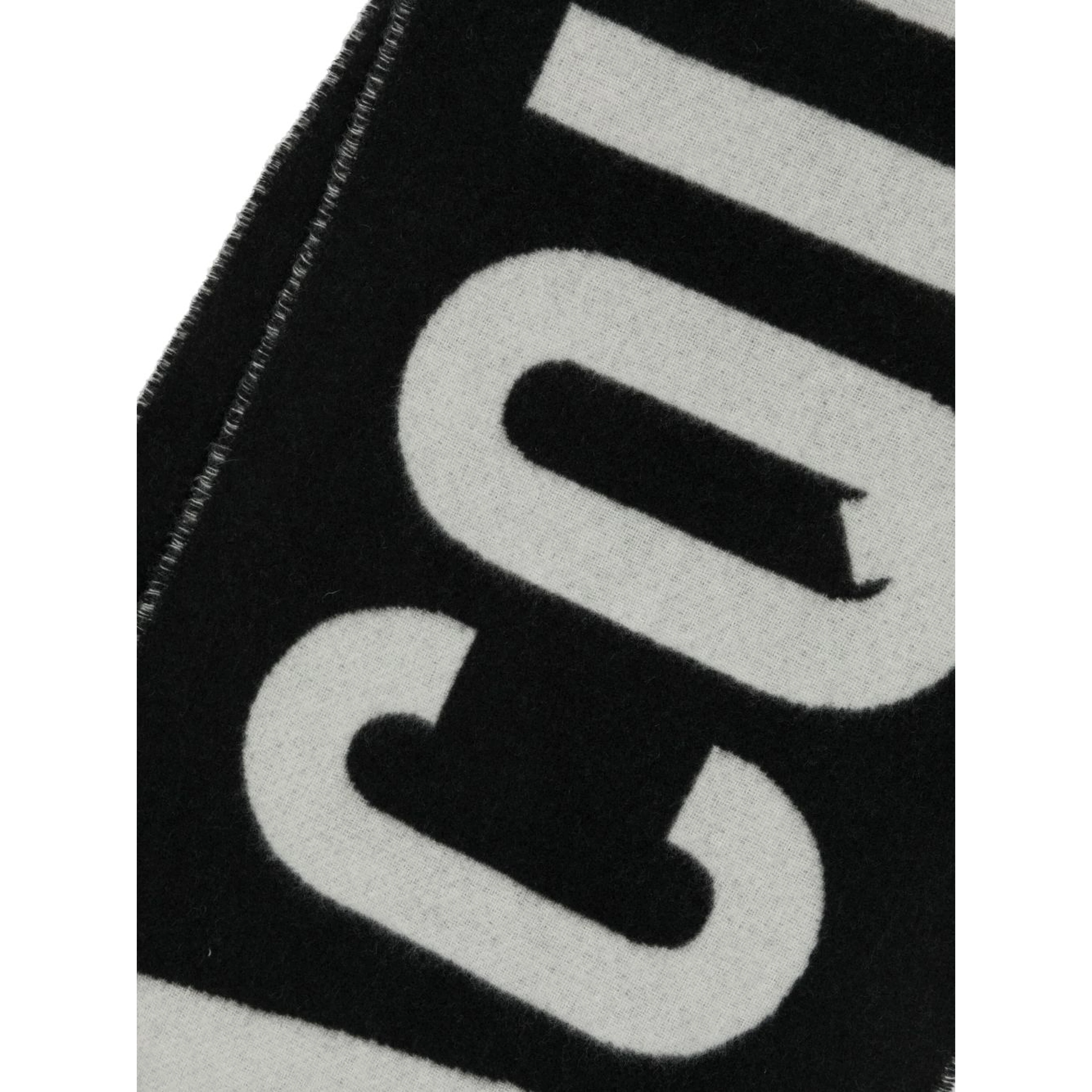 JACQUEMUS Scarfs