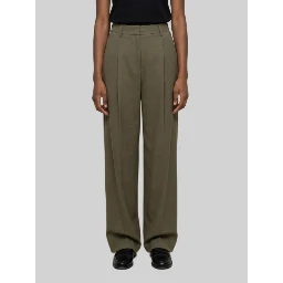 Light stretch canvas pants in military green