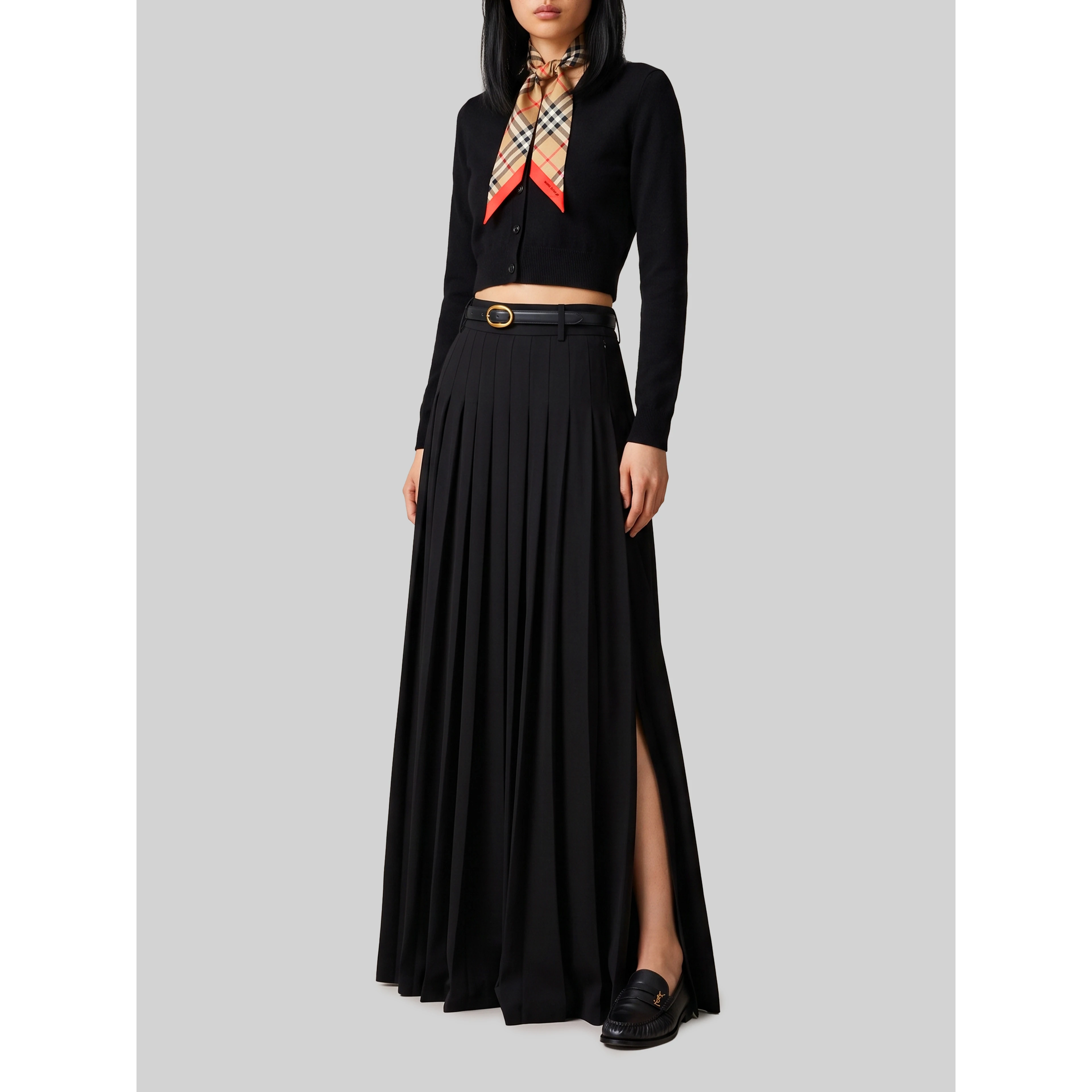 Black maxi pleated skirt