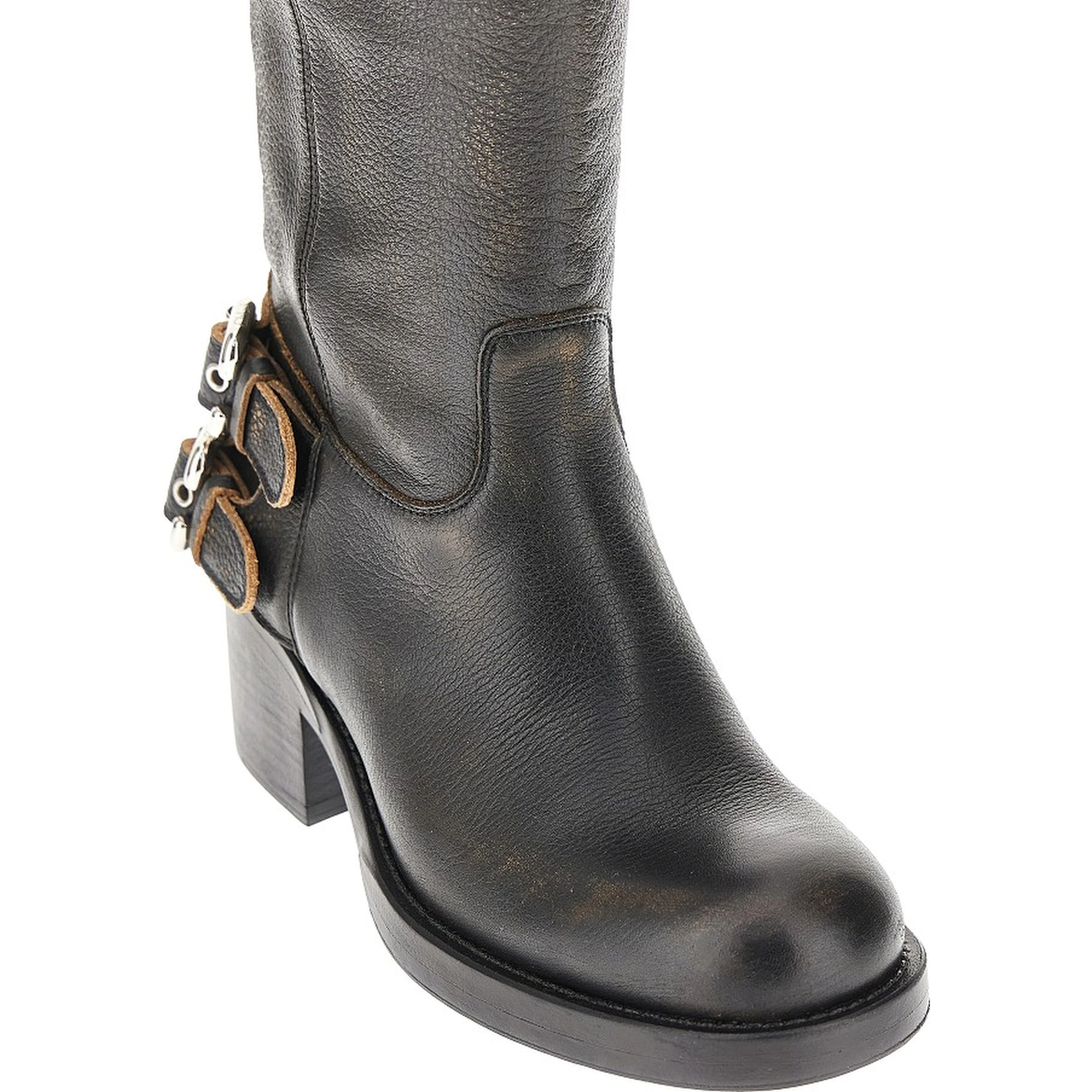 'Dakota' grained leather boots