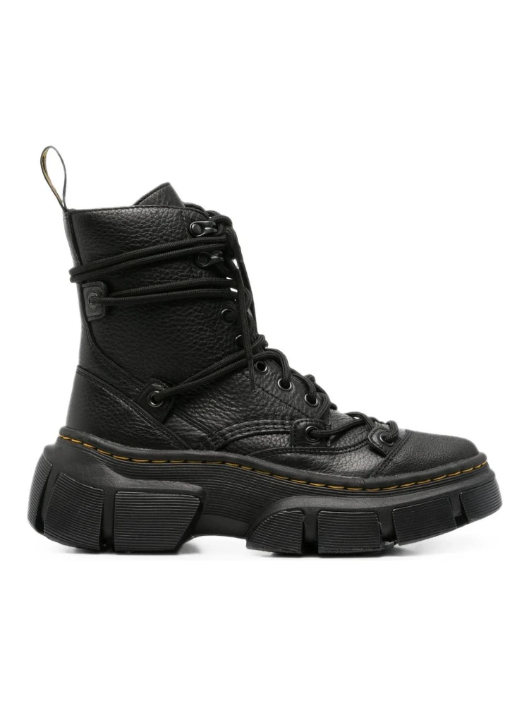 DR MARTENS Boots